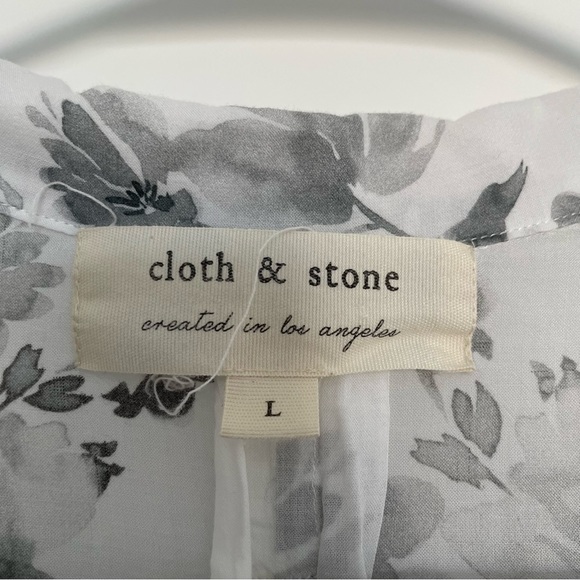 Floral Blouse - Picture 2 of 3